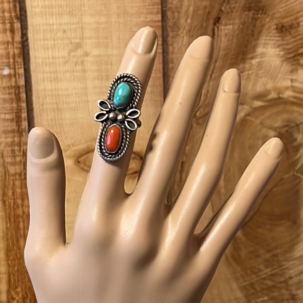 Vintage Native American Sterling Silver, Turquoise and Red Coral Ring. Size 5